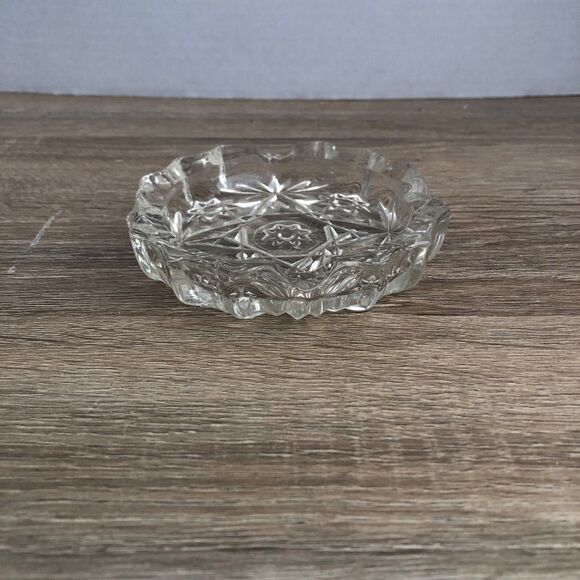 Vintage Anchor Hocking Early American Prescut Glass Ashtray Pattern EAPC Pattern - Picture 3 of 6